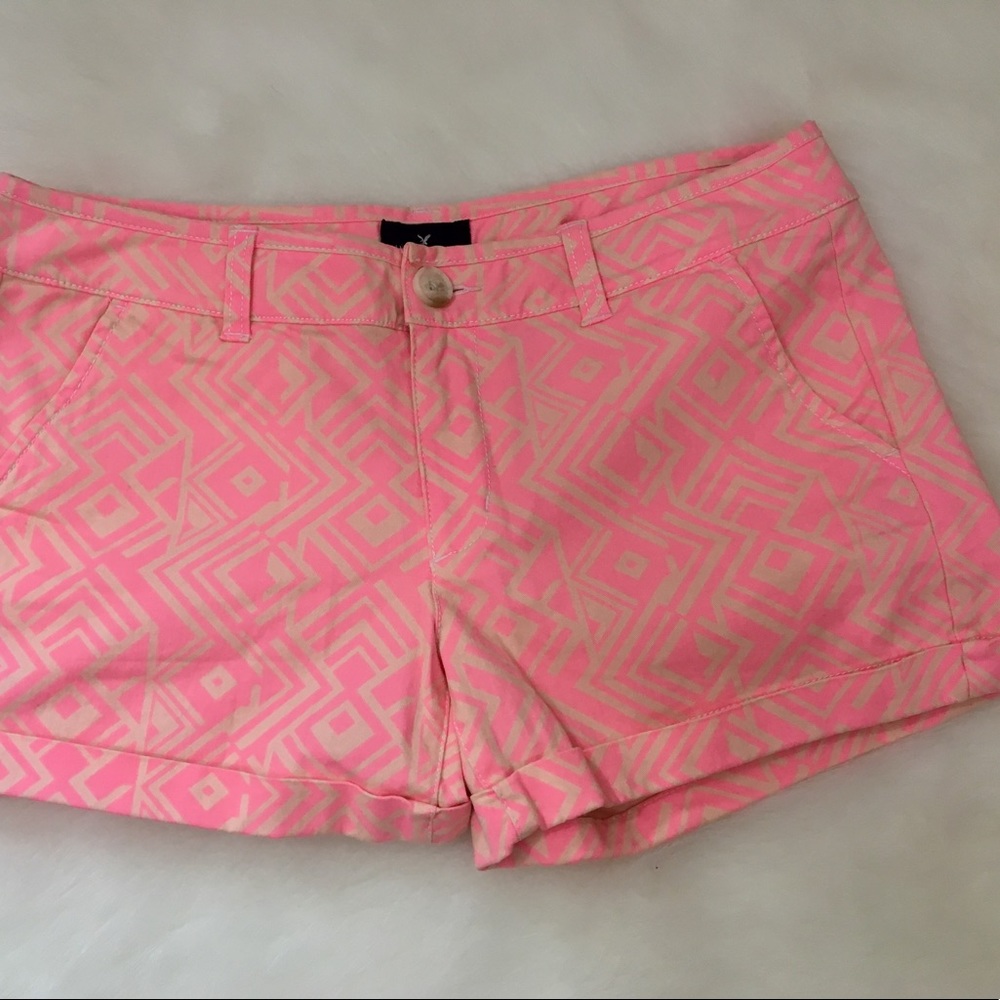 🆕 American Eagle pink and khaki shorts